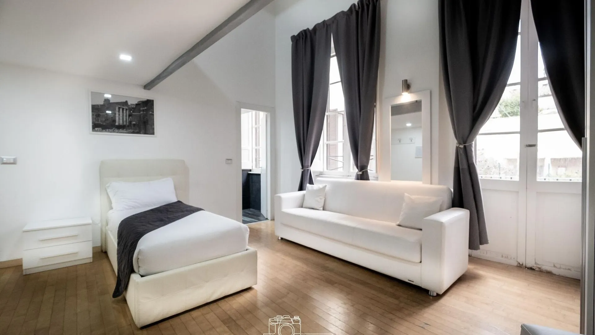 Arch Rome Suites 3*,