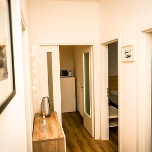 Appartamento Hostly - Nicole - 2br In Full Center