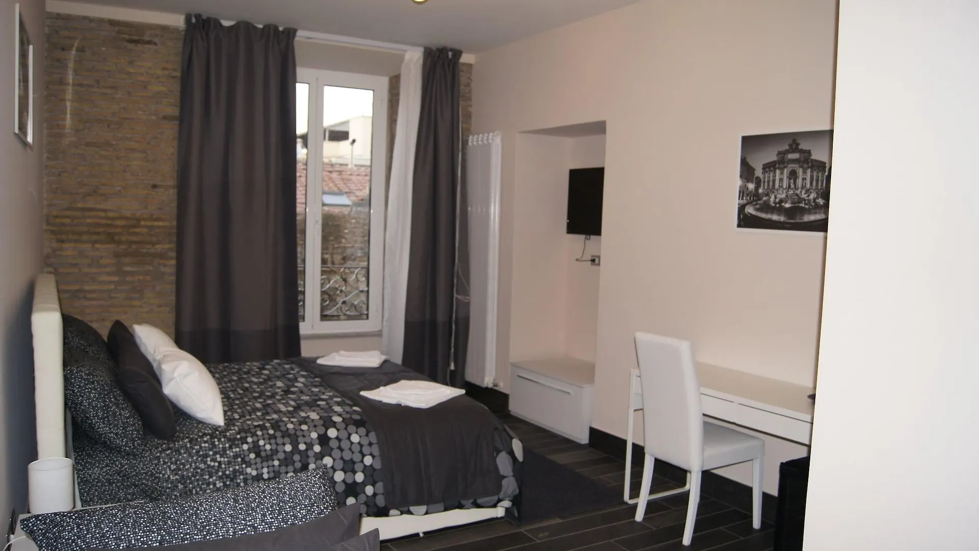 Arch Rome Suites Guest house