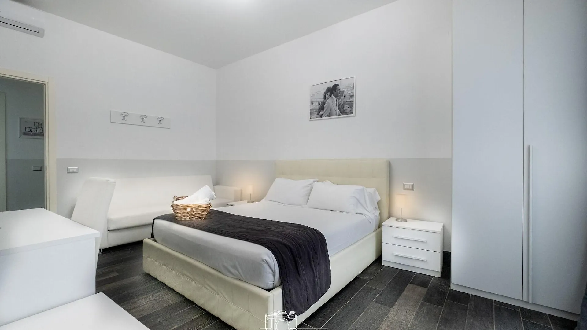 *** Pensión Arch Rome Suites Italia