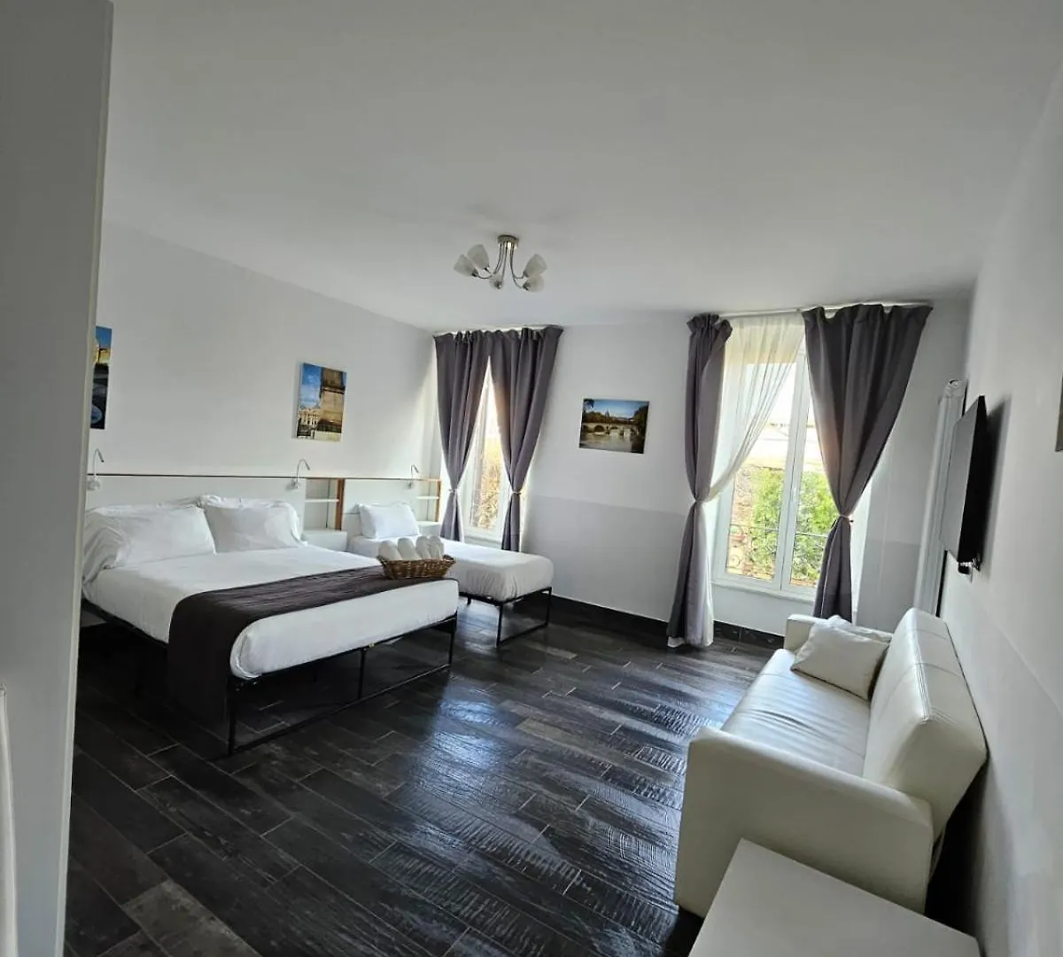 Arch Rome Suites