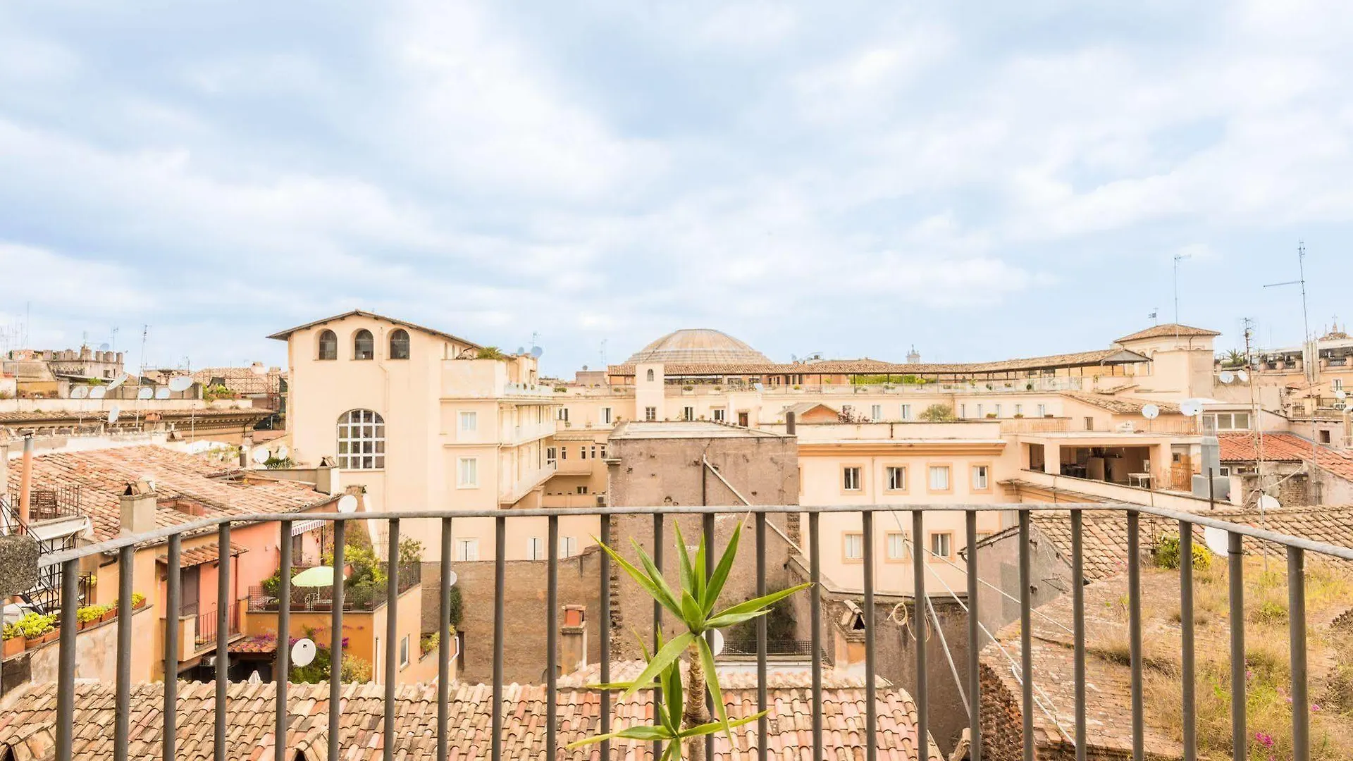 Pensión Arch Rome Suites