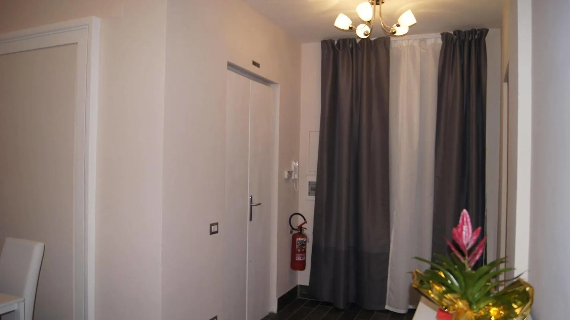 Guest house Arch Rome Suites